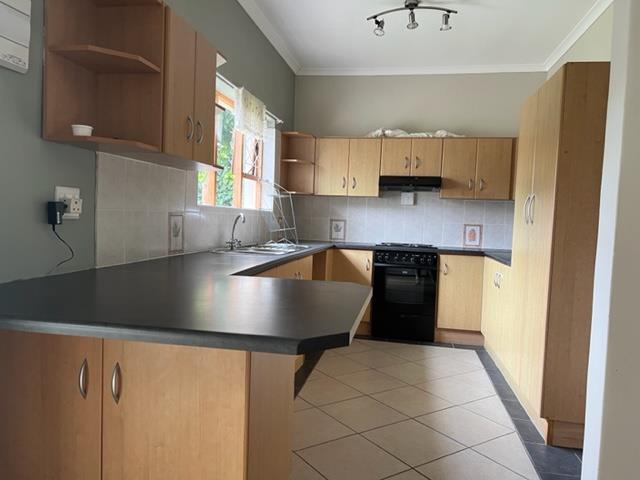 To Let 1 Bedroom Property for Rent in Sunridge Park Eastern Cape